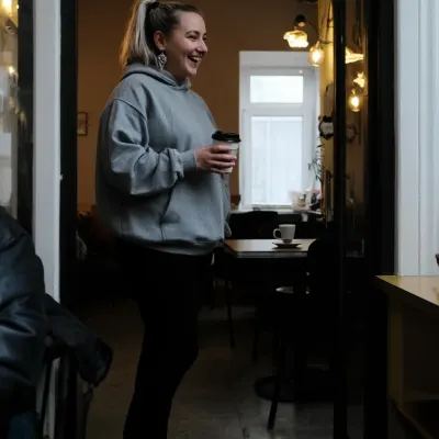 Собачница, 32